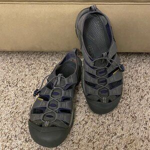 GUC Keen Men Grey Black Walking Hiking Waterproof Sandals Size 11